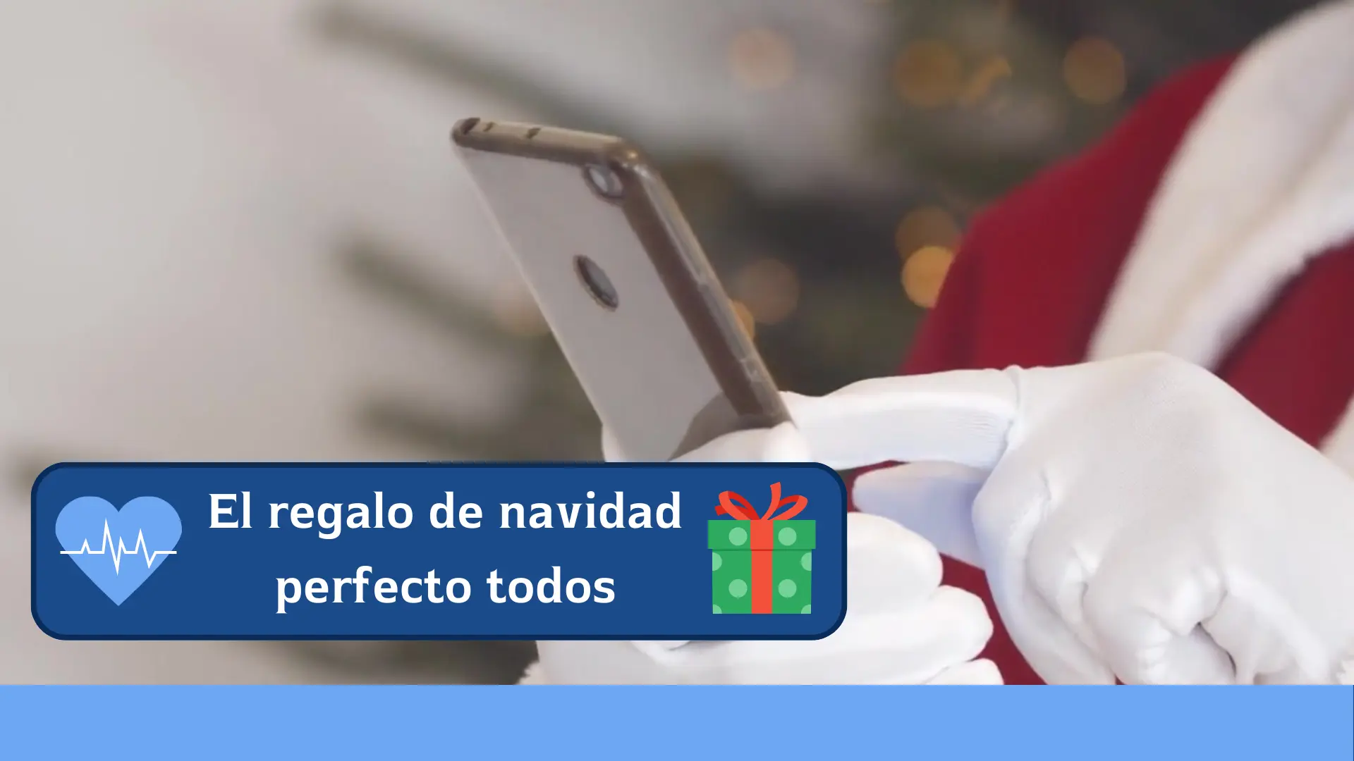 adminsalud siendo utilizado por adulto mayor vestido de santa claus